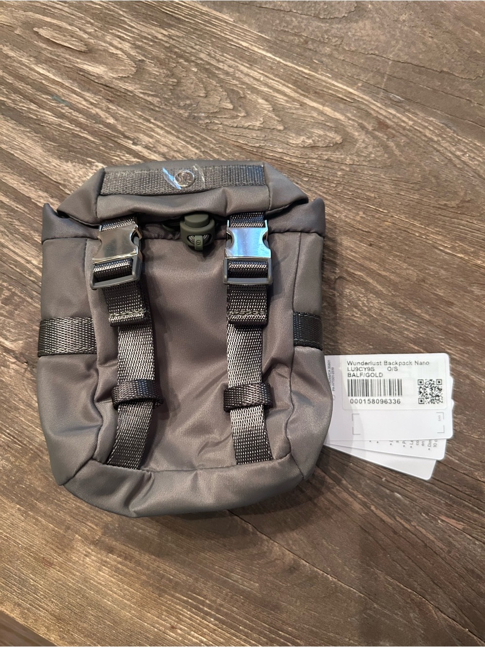 lululemon athletica Mini Backpack Pouch in Green